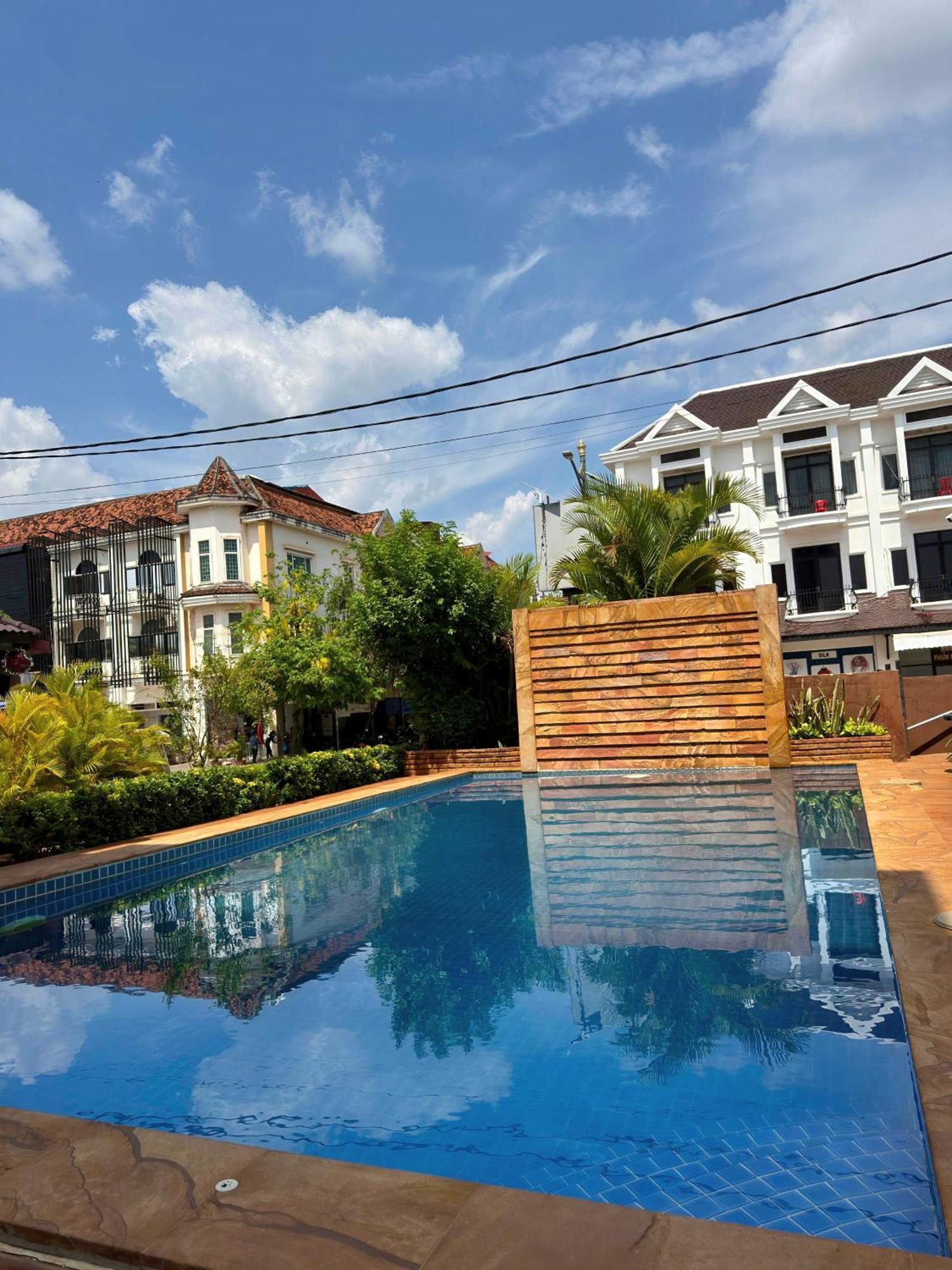 Shining Angkor Boutique Hotel Siem Reap Exterior photo